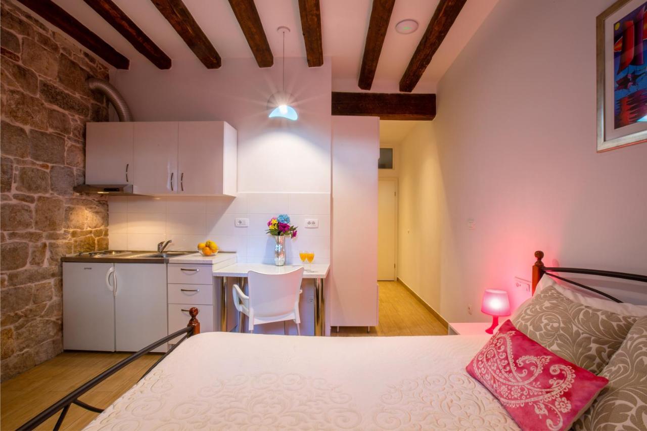 Summer stone pleasure Split Extérieur photo